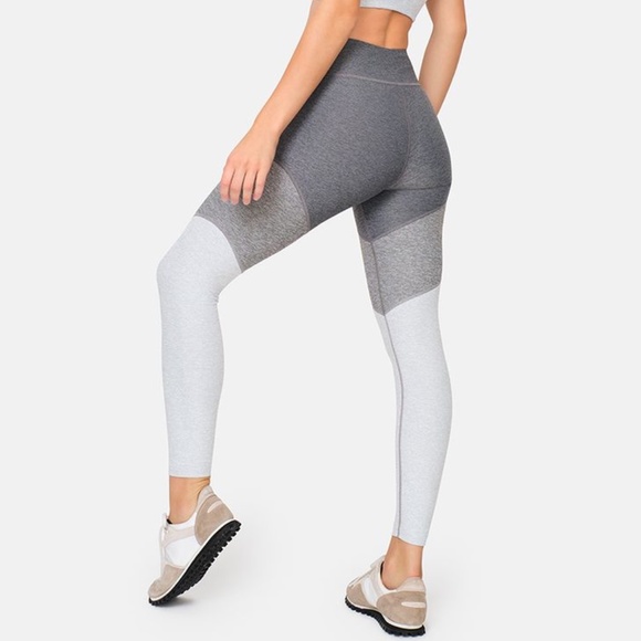 Outdoor Voices Graphite, Ash, & Dove Springs 7/8 Legging - Picture 2 of 8